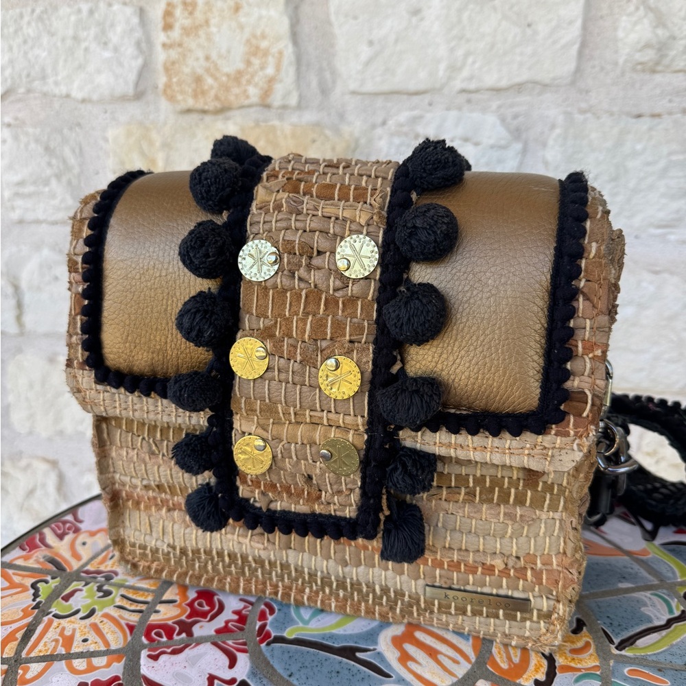 Limited edition Kooreloo purse with custom strap